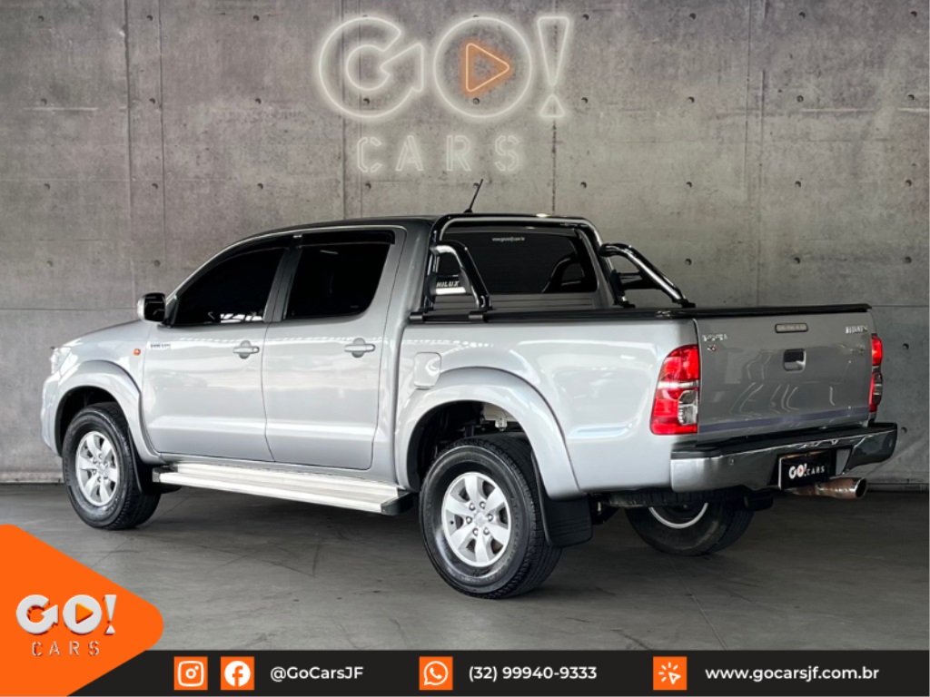 TOYOTA HILUX 2.7 SR 4X2 CD 16V FLEX 4P AUTOMÁTICO 2015