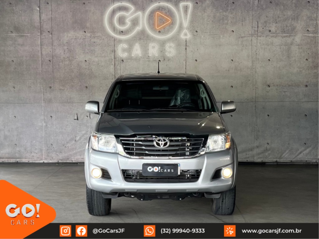 TOYOTA HILUX 2.7 SR 4X2 CD 16V FLEX 4P AUTOMÁTICO 2015