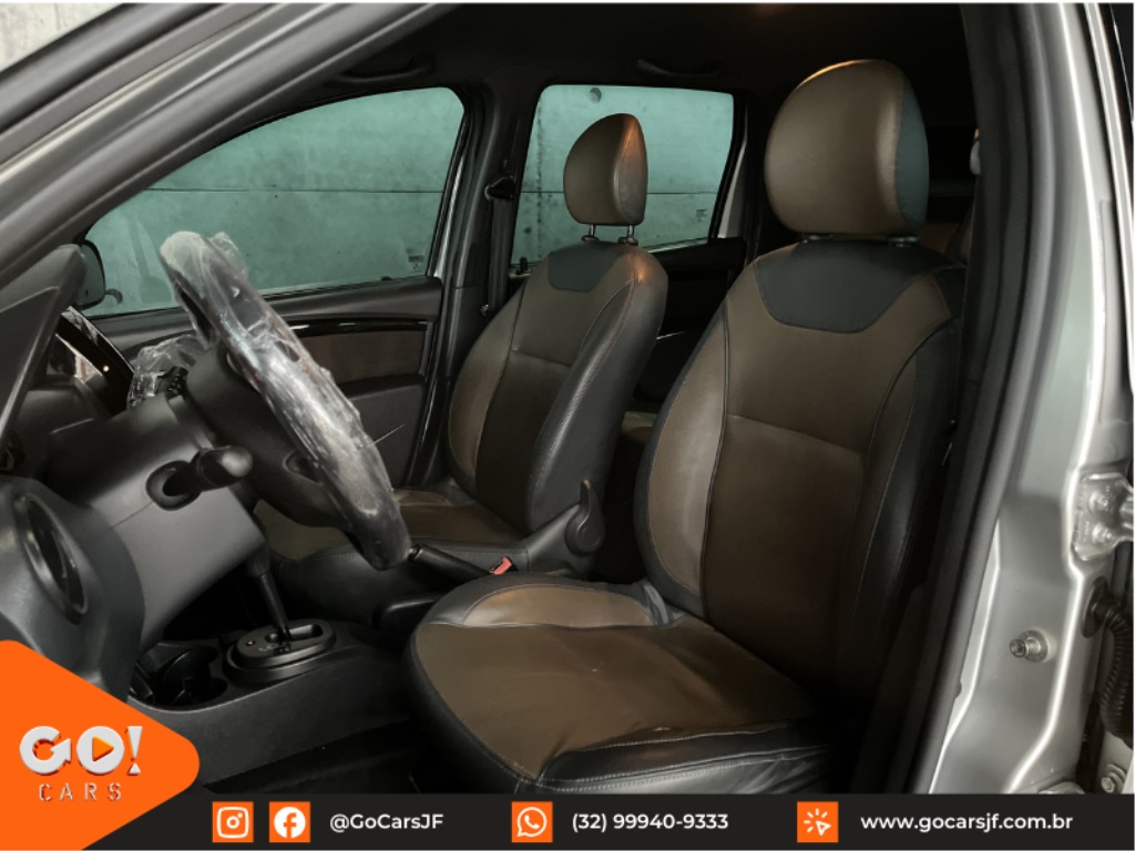 RENAULT DUSTER 2.0 DYNAMIQUE 4X2 16V FLEX 4P AUTOMÁTICO 2016