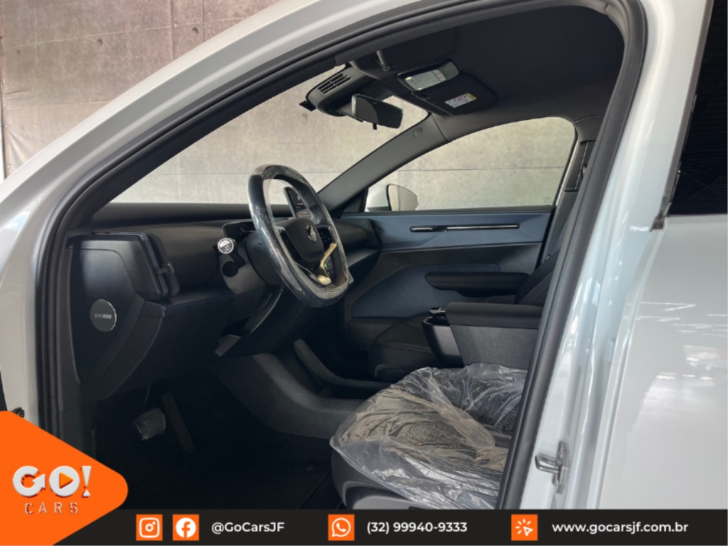 VOLVO EX30 E60 CORE ELÉTRICO 2024
