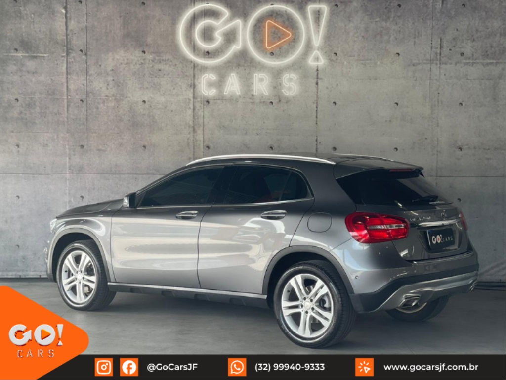 MERCEDES-BENZ GLA 250 2.0 16V TURBO GASOLINA ENDURO 4P AUTOMÁTICO 2016