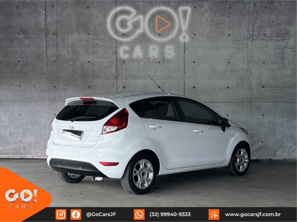 FORD FIESTA 1.6 SE HATCH 16V FLEX 4P POWERSHIFT 2016