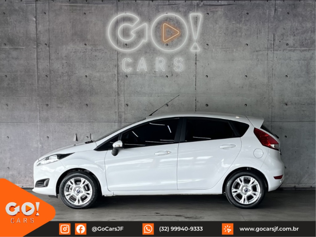 FORD FIESTA 1.6 SE HATCH 16V FLEX 4P POWERSHIFT 2016