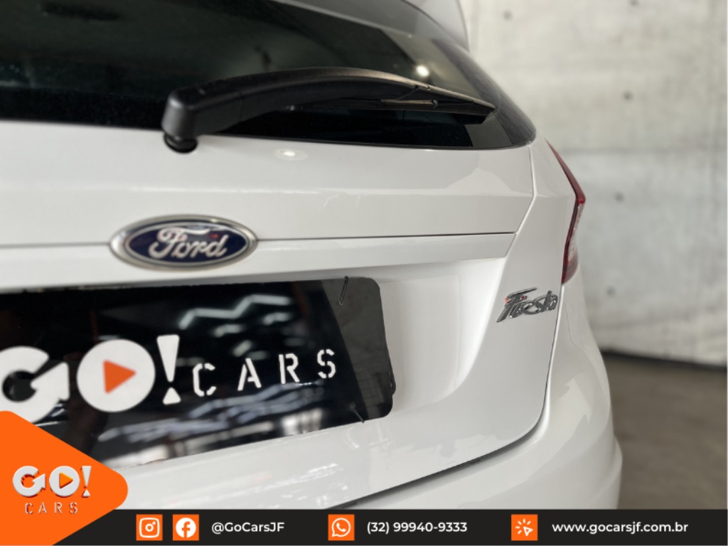 FORD FIESTA 1.6 SE HATCH 16V FLEX 4P POWERSHIFT 2016