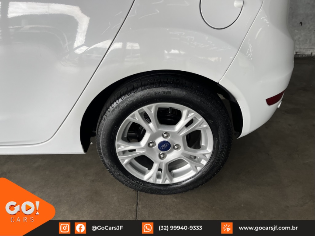 FORD FIESTA 1.6 SE HATCH 16V FLEX 4P POWERSHIFT 2016