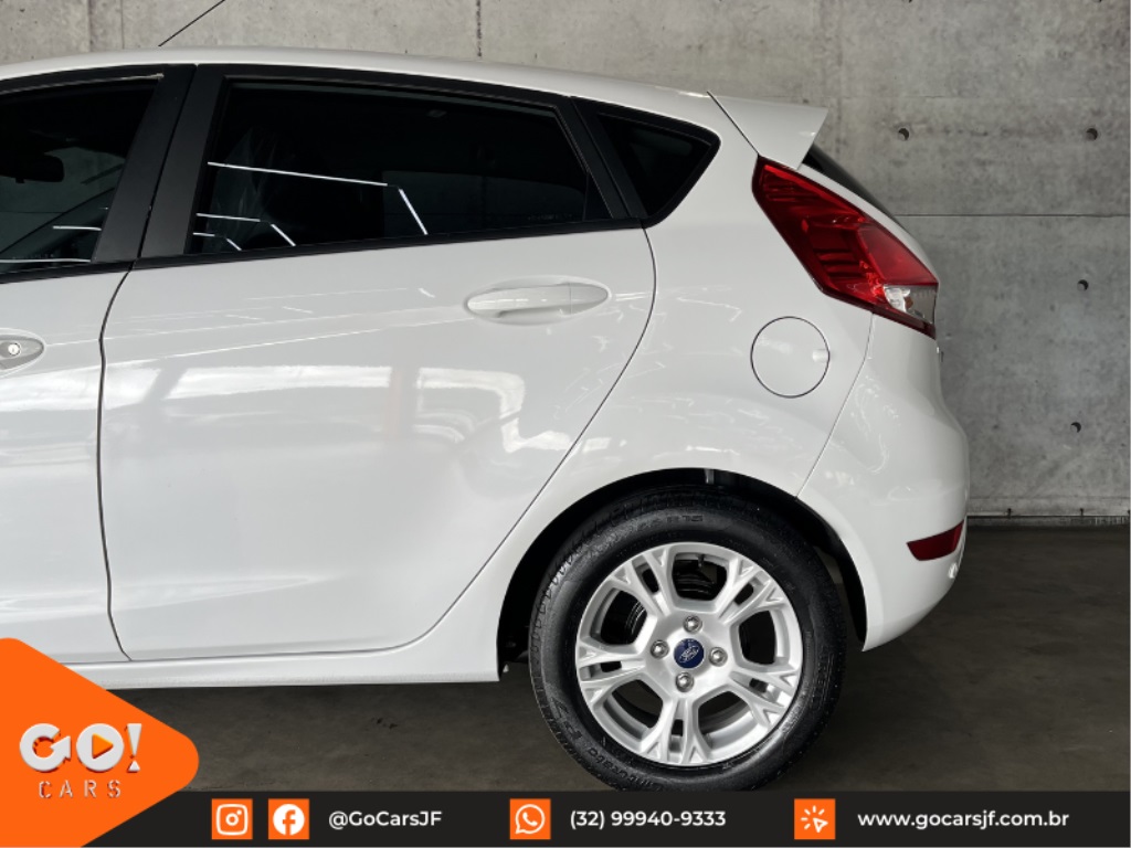 FORD FIESTA 1.6 SE HATCH 16V FLEX 4P POWERSHIFT 2016