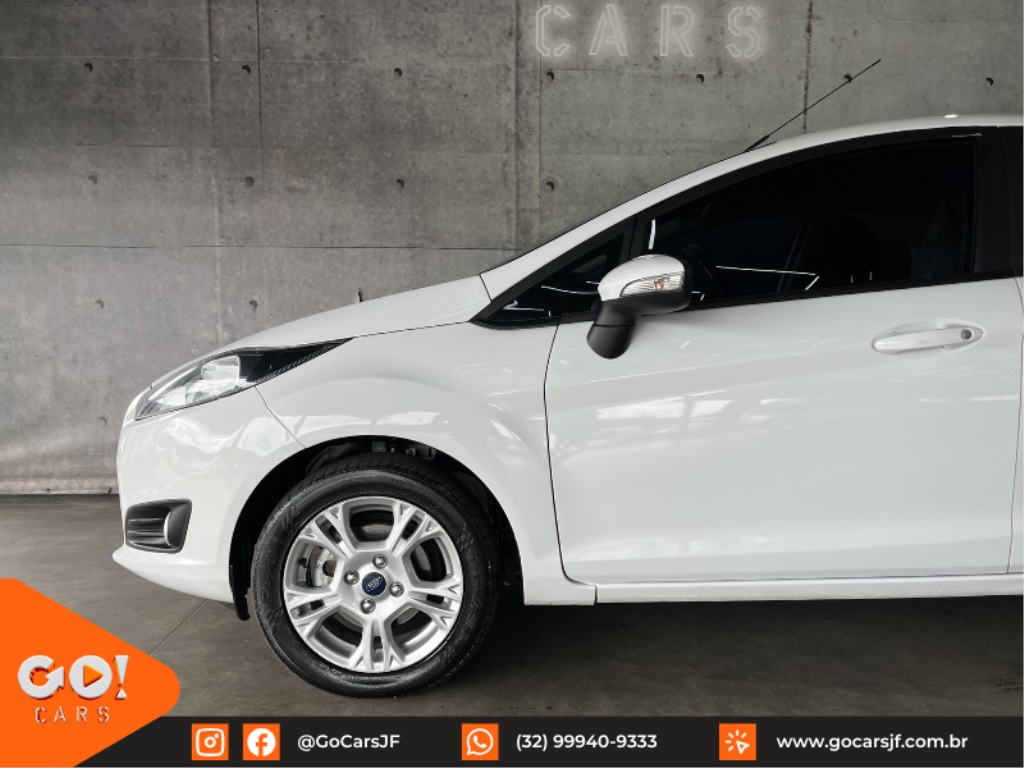 FORD FIESTA 1.6 SE HATCH 16V FLEX 4P POWERSHIFT 2016