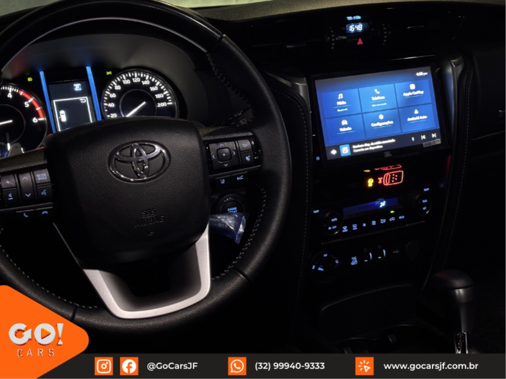 TOYOTA HILUX SW4 2.8 D-4D TURBO DIESEL SRX PLATINUM 7L 4X4 AUTOMÁTICO 2024