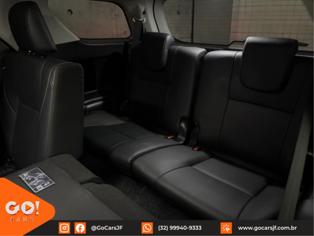 TOYOTA HILUX SW4 2.8 D-4D TURBO DIESEL SRX PLATINUM 7L 4X4 AUTOMÁTICO 2024