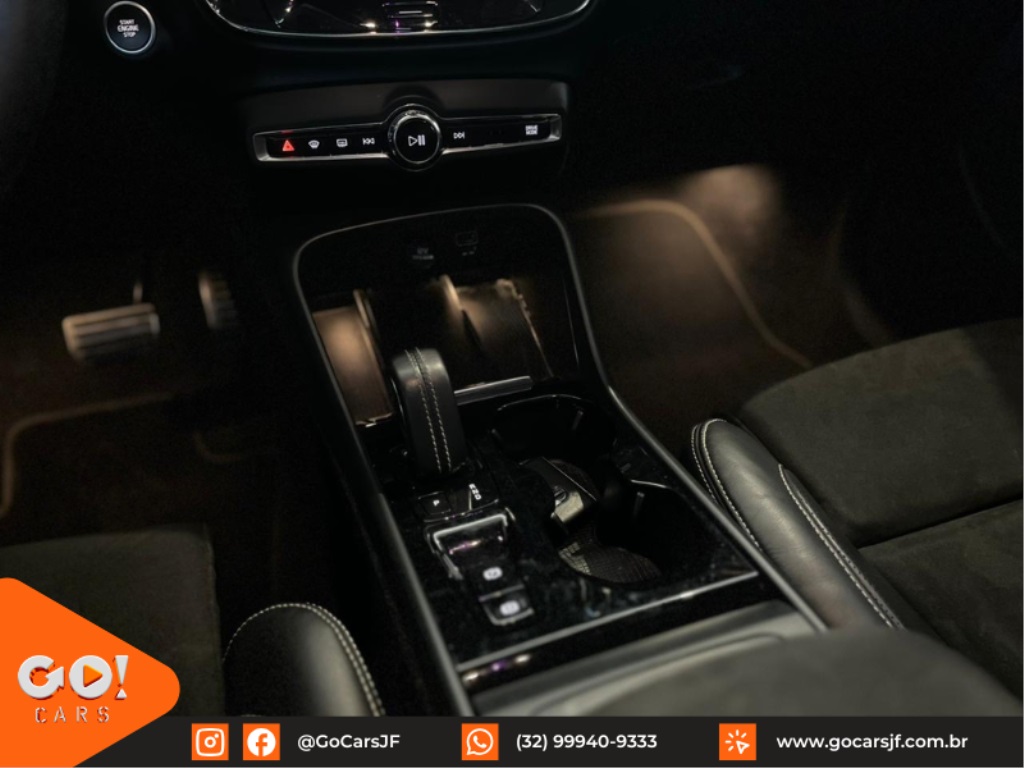 VOLVO XC40 2.0 T5 GASOLINA R-DESIGN AWD GEARTRONIC 2020