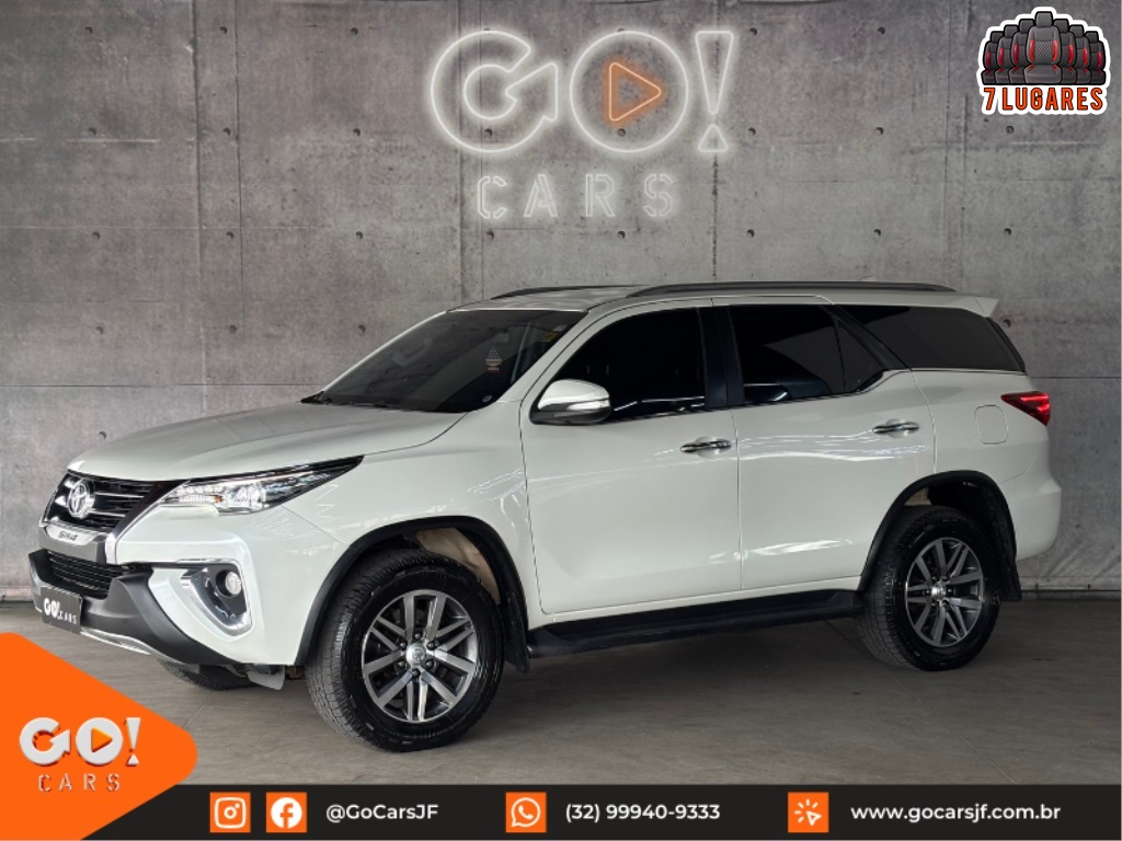 TOYOTA HILUX SW4 2.8 SRX 4X4 7 LUGARES 16V TURBO INTERCOOLER DIESEL 4P AUTOMÁTICO 2016/2017