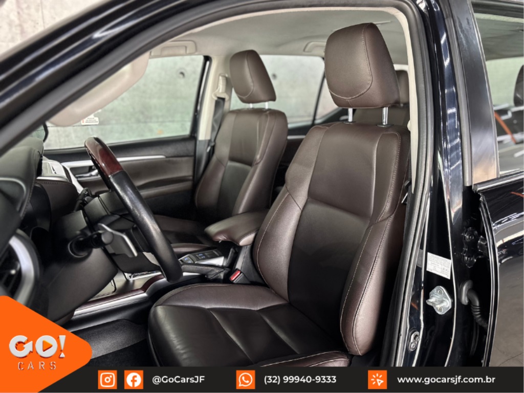 TOYOTA HILUX SW4 2.8 SRX 4X4 7 LUGARES 16V TURBO INTERCOOLER DIESEL 4P AUTOMÁTICO 2020