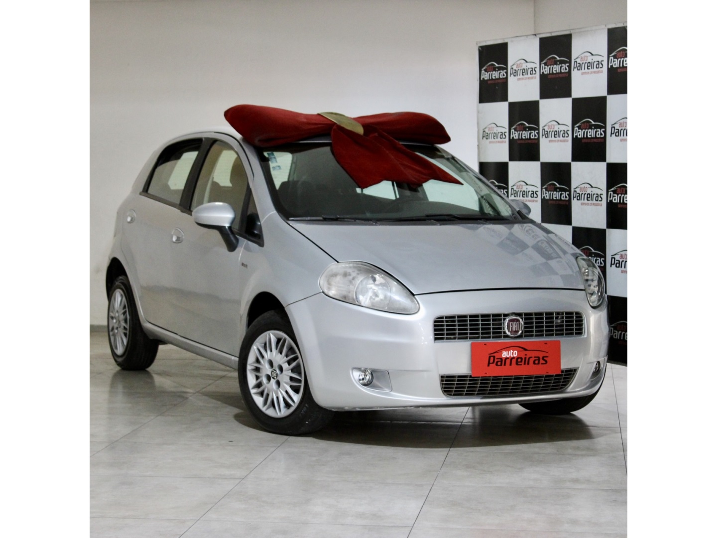 FIAT PUNTO 1.6 ESSENCE 16V FLEX 4P MANUAL