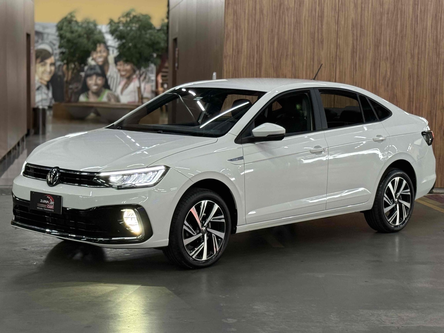 VOLKSWAGEN VIRTUS 1.0 200 TSI HIGHLINE AUTOMÁTICO