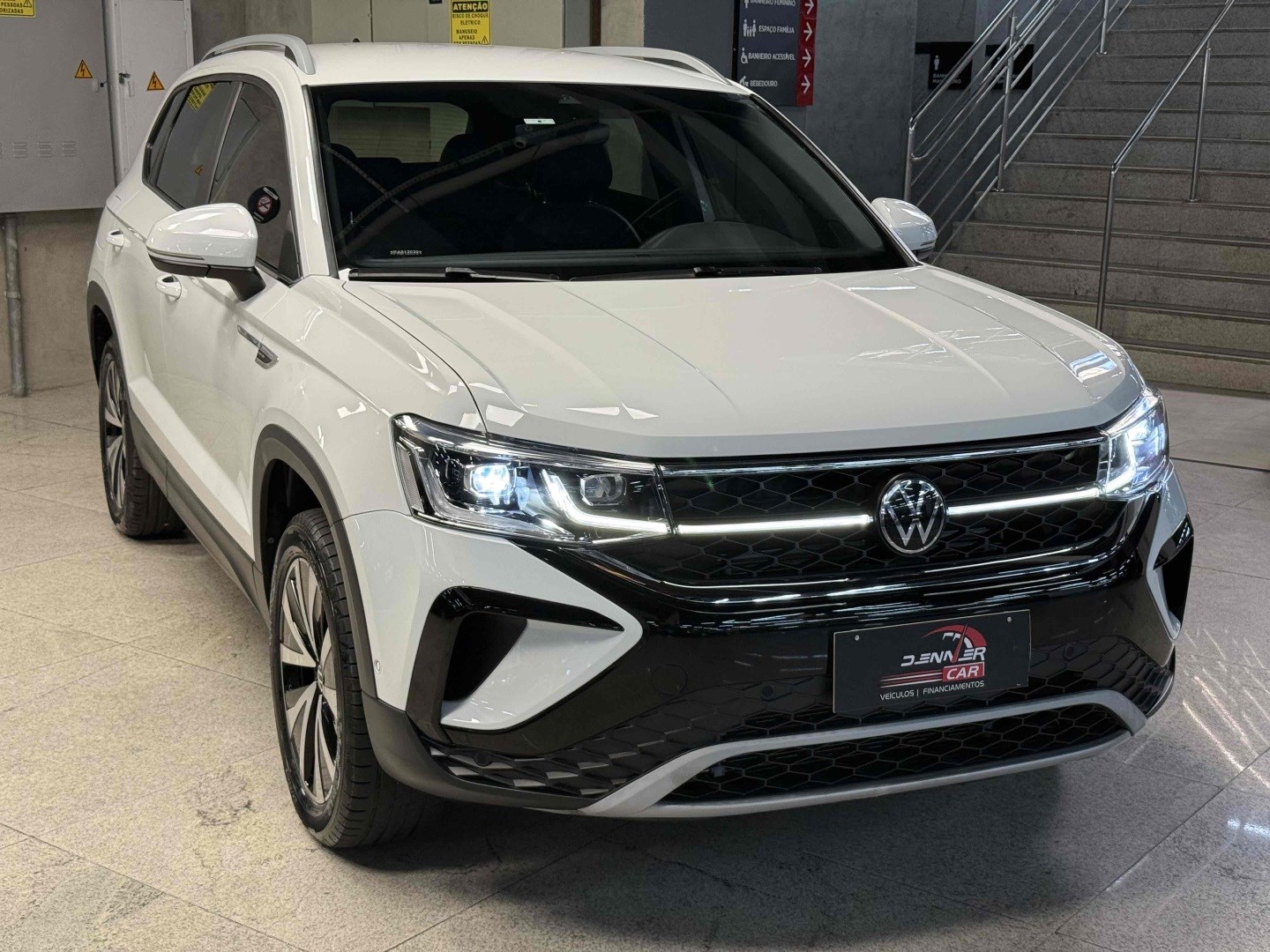 VOLKSWAGEN TAOS 1.4 250 TSI TOTAL FLEX HIGHLINE AUTOMÁTICO