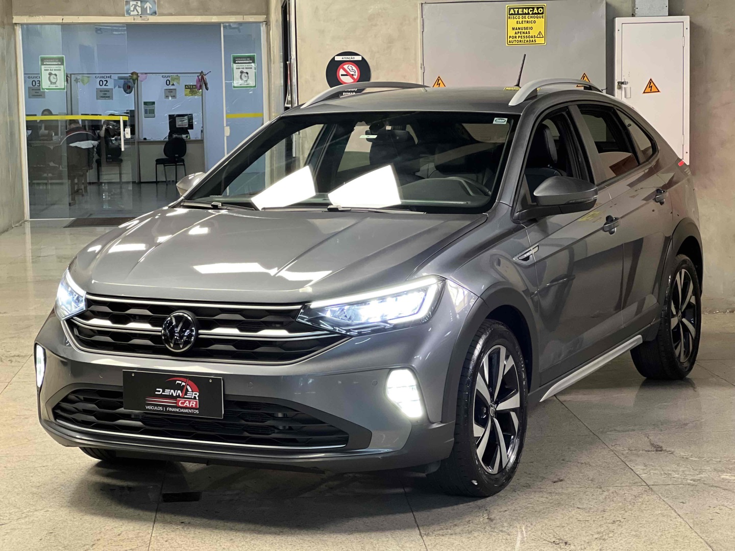 VOLKSWAGEN NIVUS 1.0 200 TSI TOTAL FLEX HIGHLINE AUTOMÁTICO