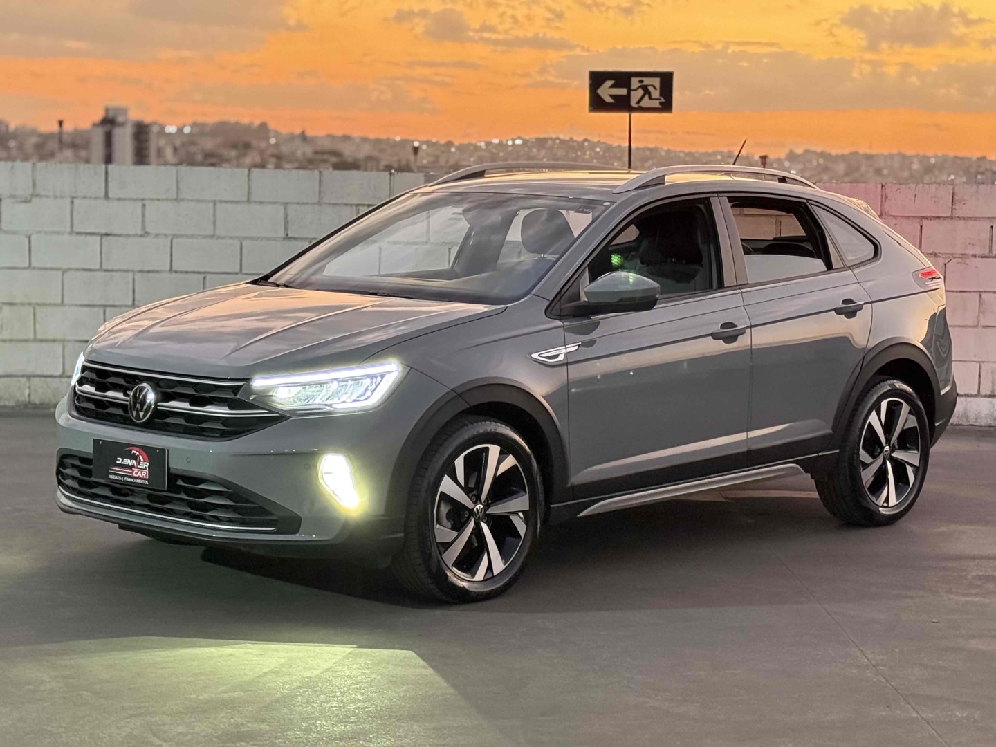 VOLKSWAGEN NIVUS 1.0 200 TSI TOTAL FLEX HIGHLINE AUTOMÁTICO