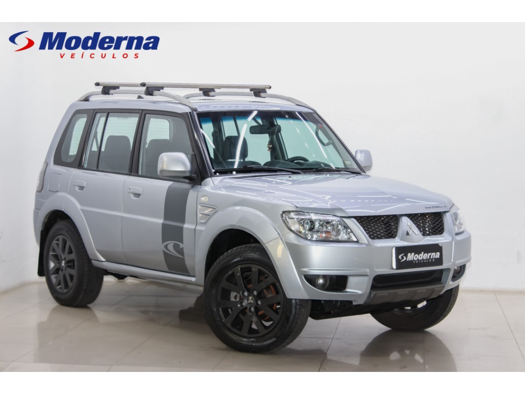 MITSUBISHI PAJERO TR4 2.0 4X2 16V 140CV FLEX 4P AUTOMÁTICO