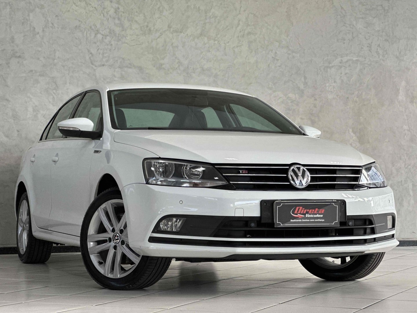 VOLKSWAGEN JETTA 2.0 TSI HIGHLINE 211CV GASOLINA 4P TIPTRONIC