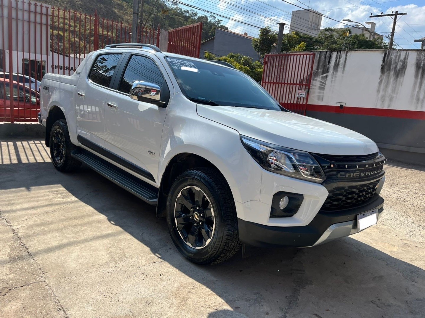 CHEVROLET S10 2.8 16V TURBO DIESEL HIGH COUNTRY CD 4X4 AUTOMÁTICO