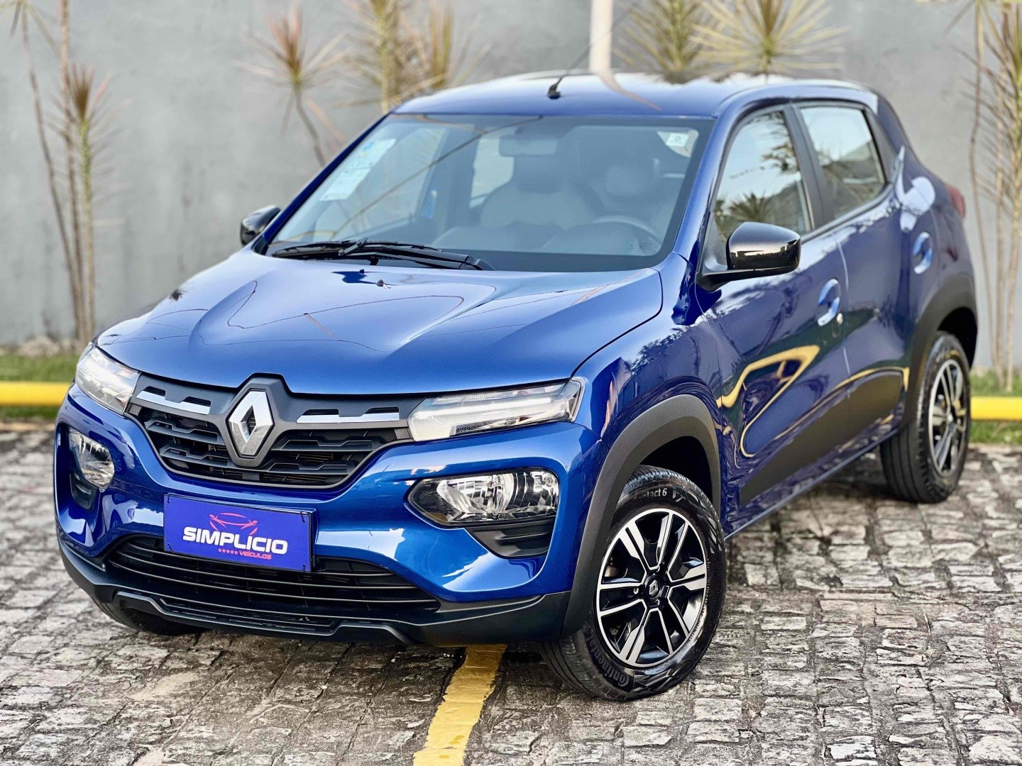 RENAULT KWID 1.0 12V SCE FLEX INTENSE MANUAL