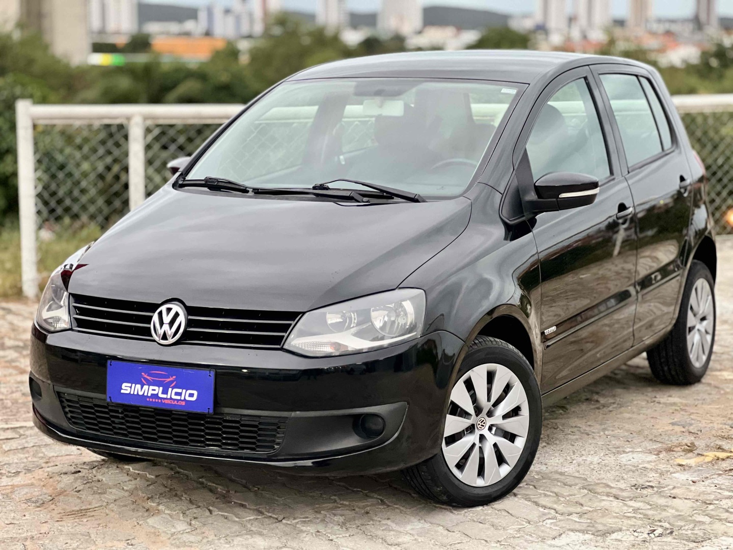 VOLKSWAGEN FOX 1.0 MI TREND 8V FLEX 4P MANUAL