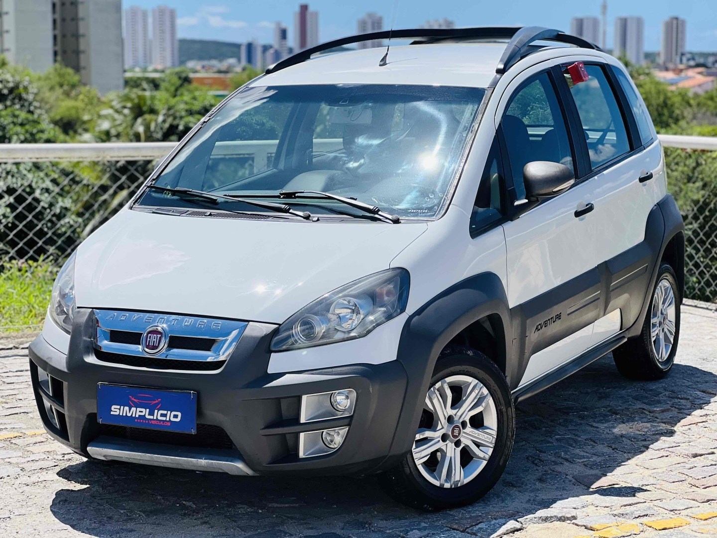 FIAT IDEA 1.8 MPI ADVENTURE 16V FLEX 4P MANUAL