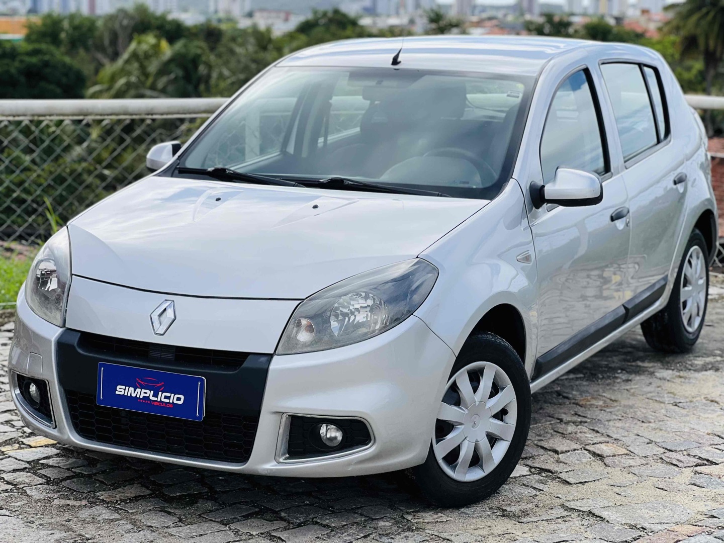 RENAULT SANDERO 1.6 EXPRESSION 8V FLEX 4P MANUAL