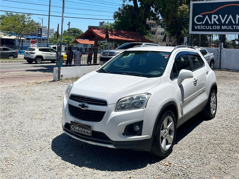 VOLKSWAGEN - SAVEIRO - 2014/2015 - Prata - R$ 65.900,00 - Objetivo Veículos