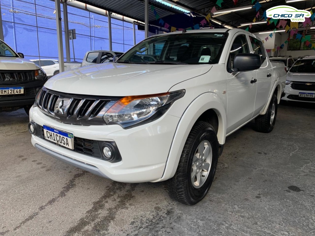MITSUBISHI L200 TRITON 2.4 16V TURBO DIESEL GLS CD 4X4 AUTOMÁTICO