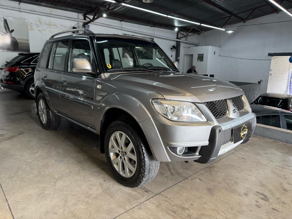 MITSUBISHI PAJERO TR4 2.0 4X4 16V 140CV FLEX 4P AUTOMÁTICO