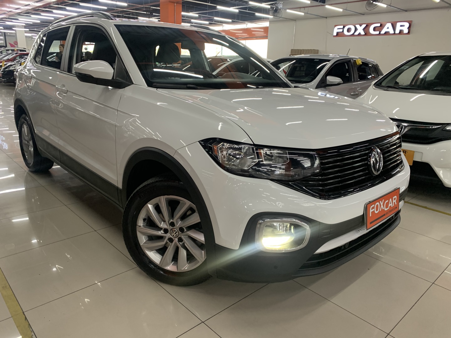 VOLKSWAGEN T-CROSS 1.0 200 TSI TOTAL FLEX AUTOMÁTICO