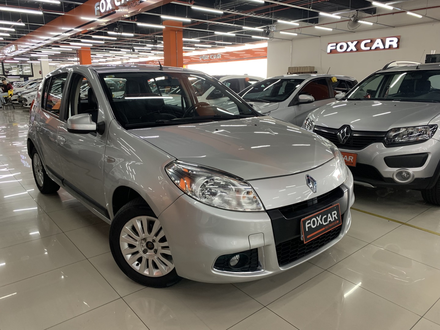 RENAULT SANDERO 1.6 PRIVILÉGE 16V FLEX 4P AUTOMÁTICO