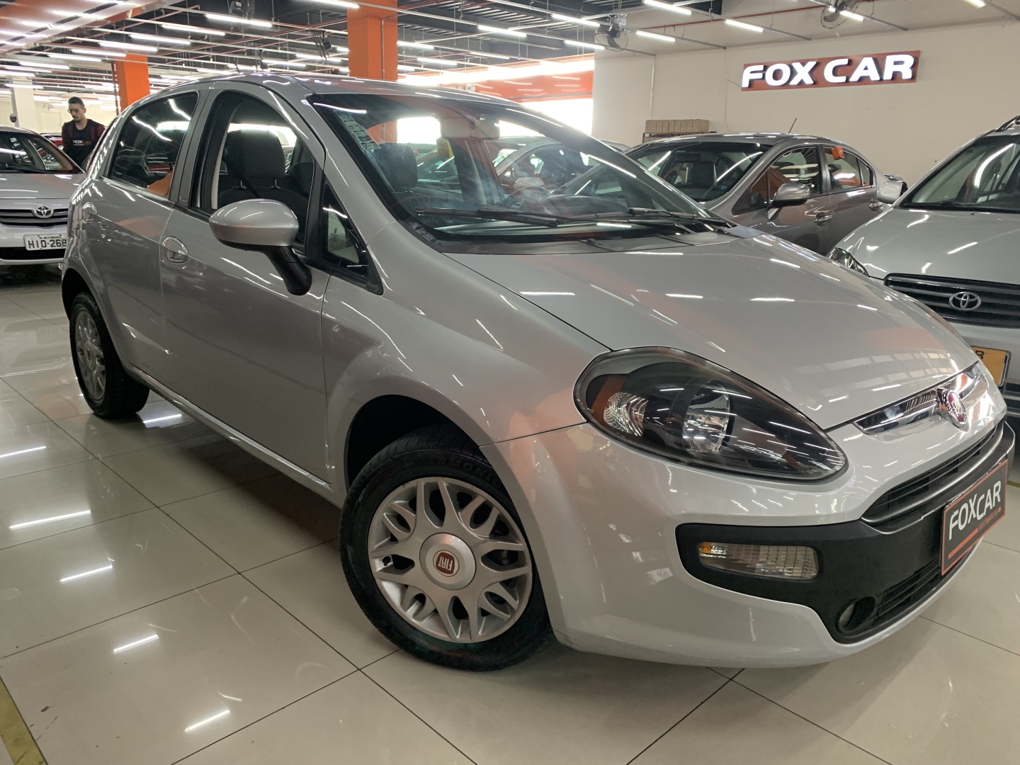 FIAT PUNTO 1.4 ATTRACTIVE 8V FLEX 4P MANUAL