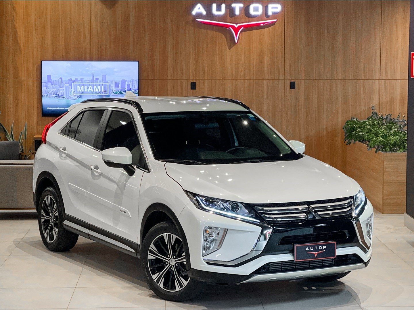 MITSUBISHI ECLIPSE CROSS 1.5 MIVEC TURBO GASOLINA HPE CVT