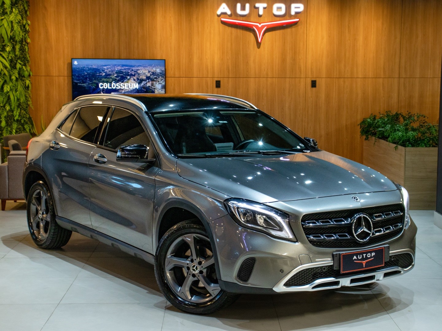 MERCEDES-BENZ GLA 200 1.6 CGI FLEX ADVANCE 7G-DCT