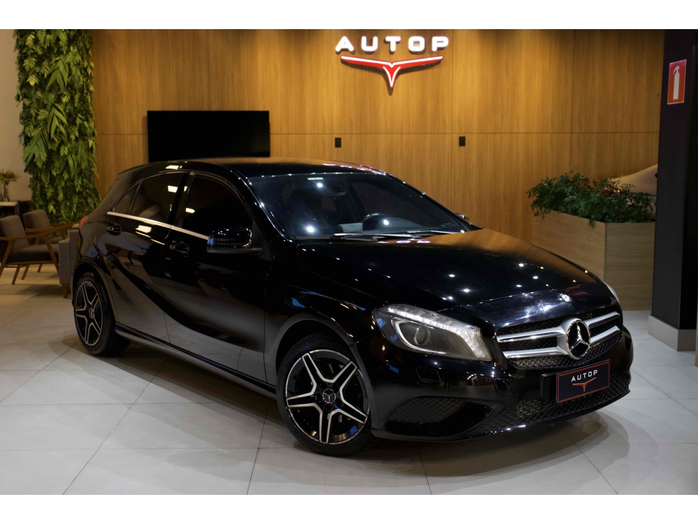 MERCEDES-BENZ A 200 1.6 TURBO STYLE 16V GASOLINA 4P AUTOMÁTICO