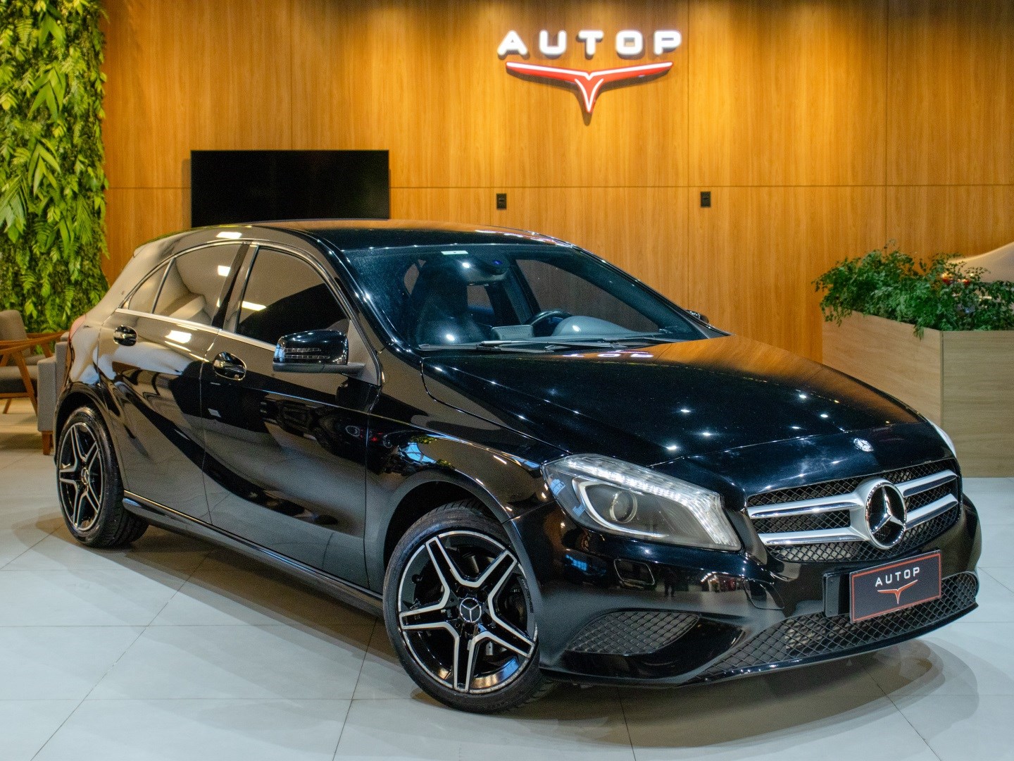 MERCEDES-BENZ A 200 1.6 TURBO STYLE 16V GASOLINA 4P AUTOMÁTICO