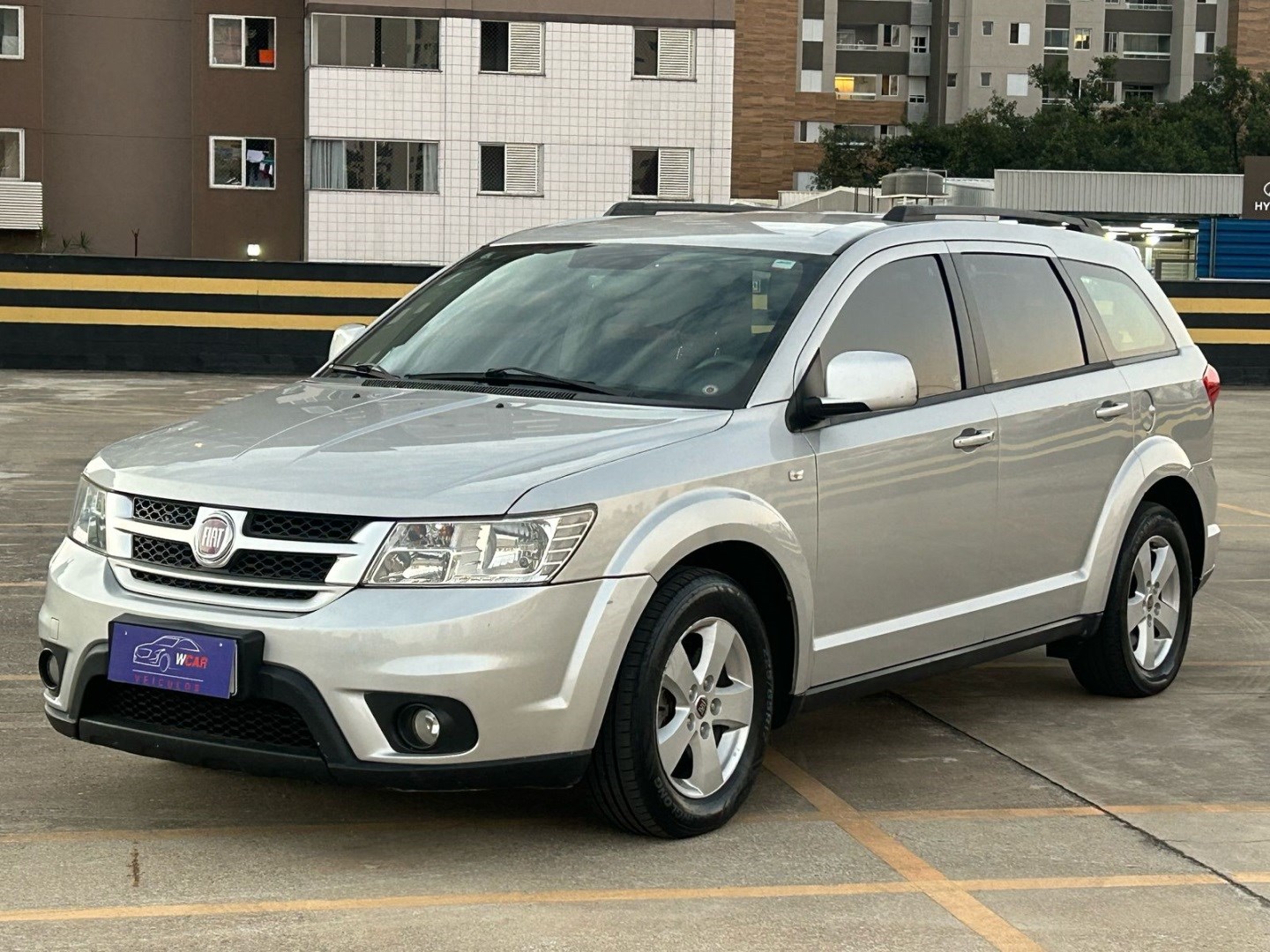 FIAT FREEMONT 2.4 PRECISION 16V GASOLINA 4P AUTOMÁTICO