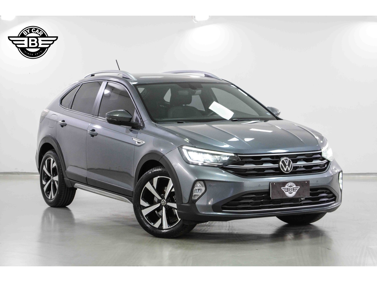 VOLKSWAGEN NIVUS 1.0 200 TSI TOTAL FLEX HIGHLINE AUTOMÁTICO
