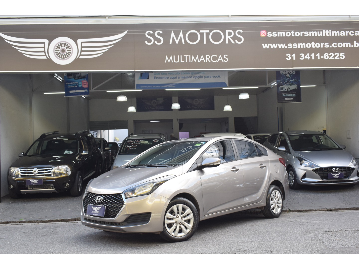 HYUNDAI HB20S 1.6 COMFORT PLUS 16V FLEX 4P AUTOMÁTICO