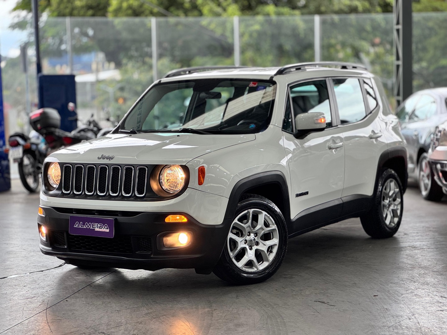 JEEP RENEGADE 1.8 16V FLEX LONGITUDE 4P AUTOMÁTICO