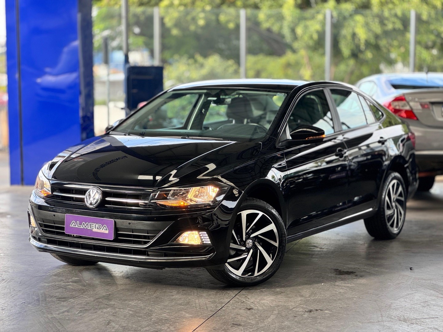 VOLKSWAGEN VIRTUS 1.0 200 TSI HIGHLINE AUTOMÁTICO