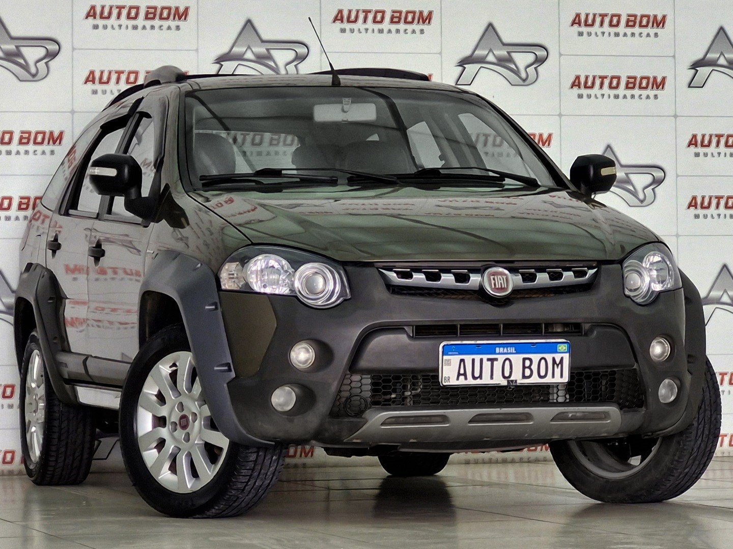 FIAT PALIO 1.8 MPI ADVENTURE WEEKEND 16V FLEX 4P AUTOMÁTICO