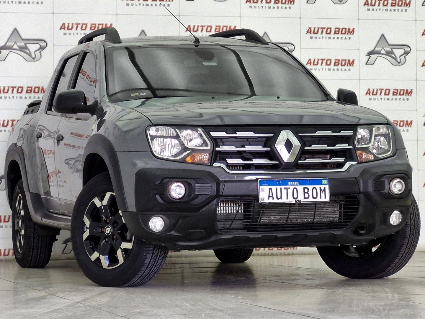 RENAULT DUSTER OROCH 1.3 TCE OUTSIDER CVT