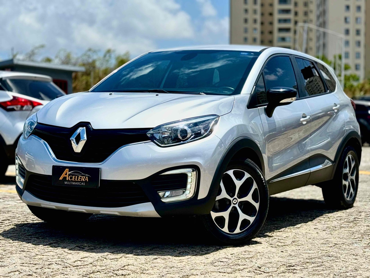 RENAULT CAPTUR 2.0 16V HI-FLEX INTENSE AUTOMÁTICO