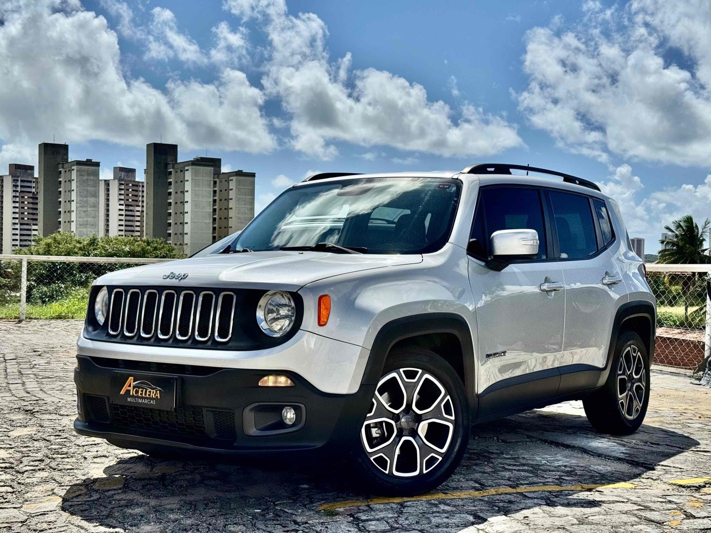 JEEP RENEGADE 1.8 16V FLEX LONGITUDE 4P AUTOMÁTICO