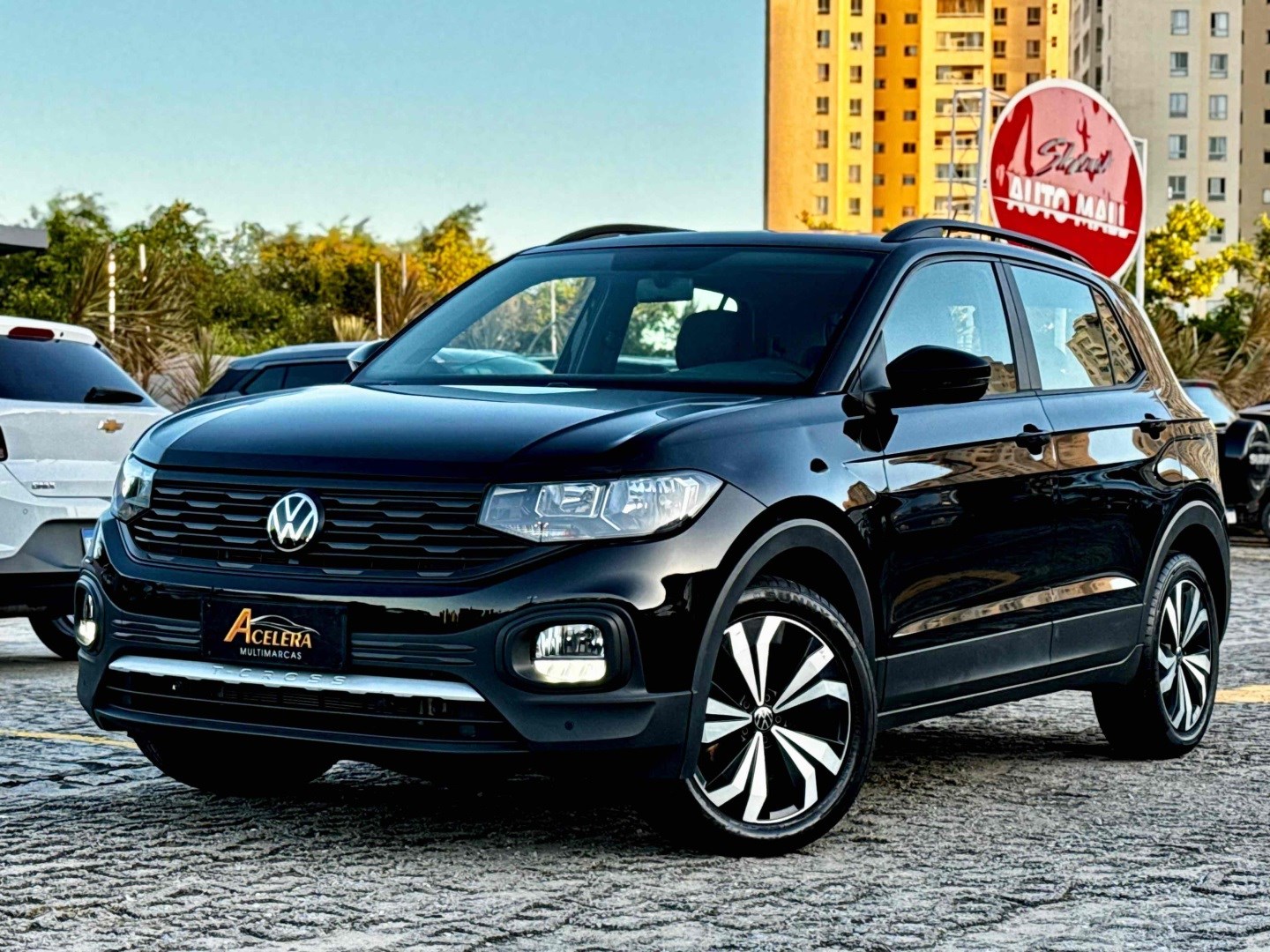VOLKSWAGEN T-CROSS 1.0 200 TSI TOTAL FLEX AUTOMÁTICO