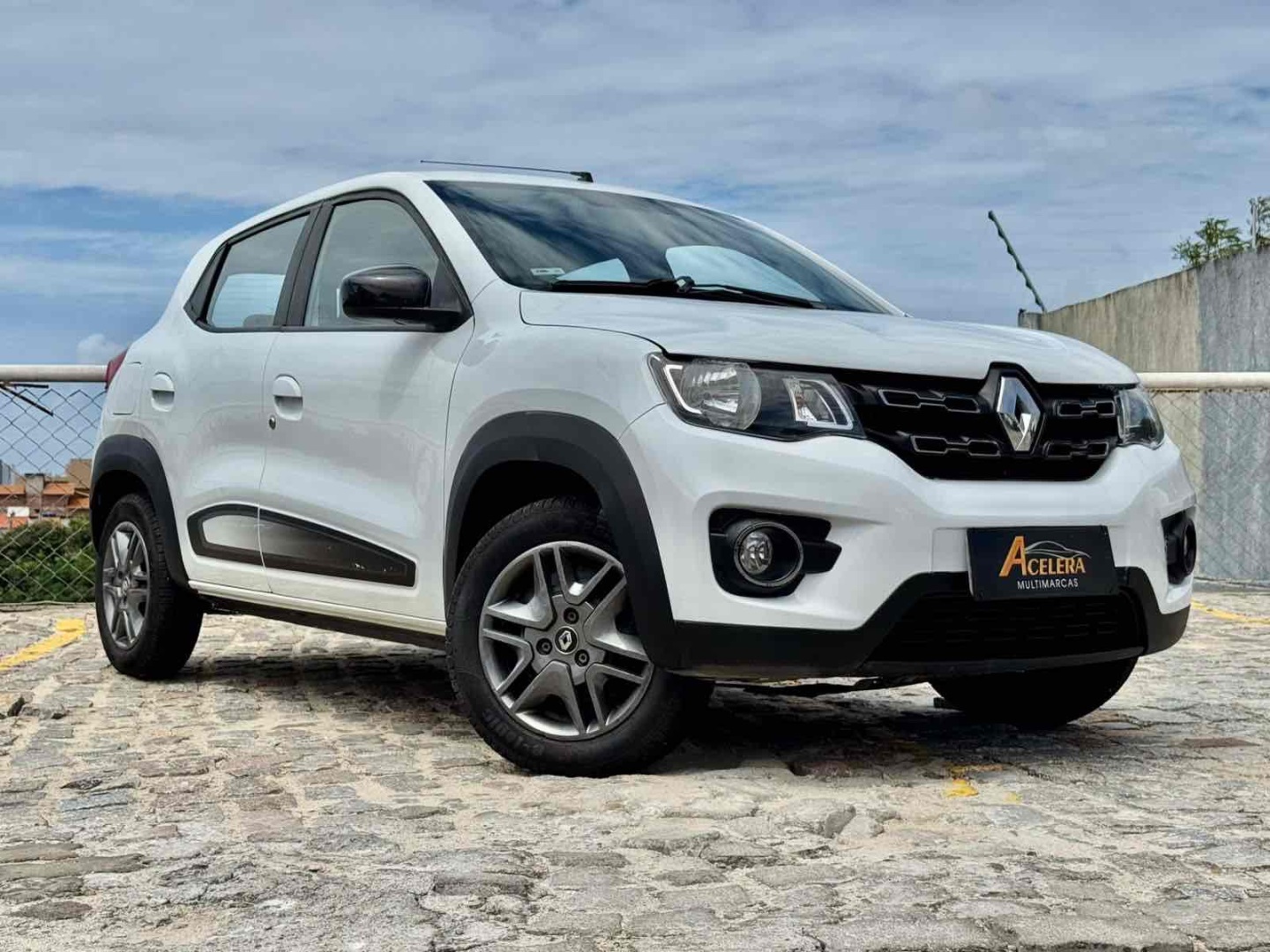 RENAULT KWID 1.0 12V SCE FLEX INTENSE MANUAL