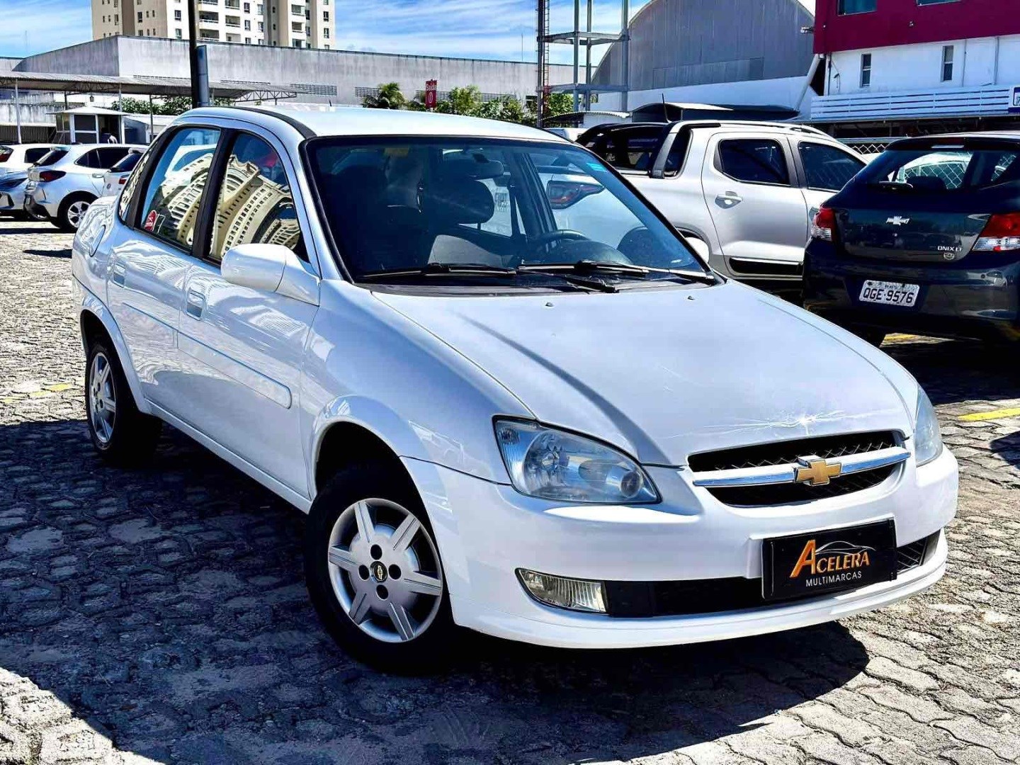 CHEVROLET CLASSIC 1.0 MPFI LS 8V FLEX 4P MANUAL